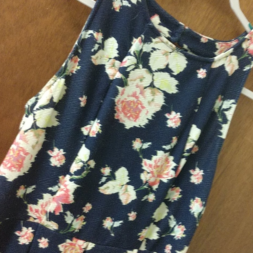 Women's blue floral nearly backless dress